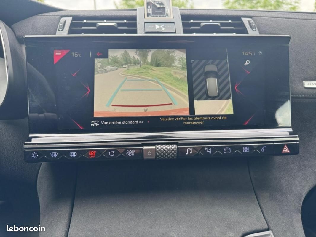 DS 7 Crossback 1.6 225 CV EAT8 Performance Line + {SUIVI ENTRETIEN COMPLET - CAMERA ATTELAGE} (image 21)