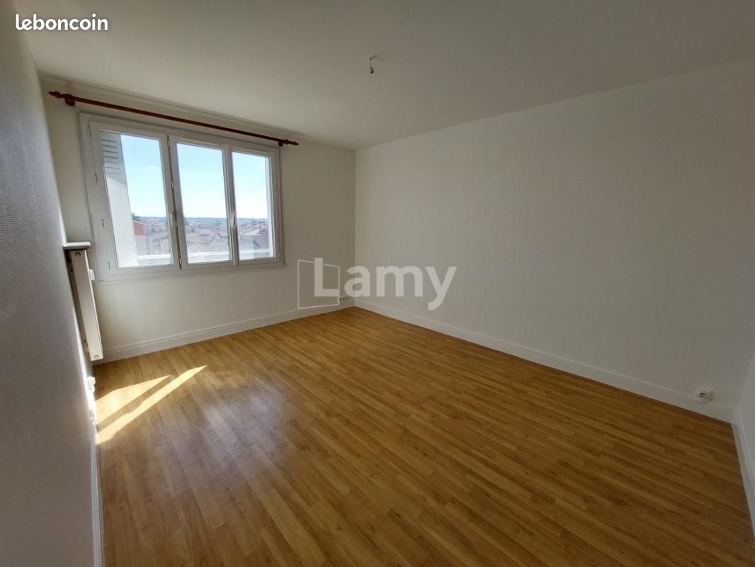 Appartement 3 pièces 57 m² · à Villefranche-sur-Saône · 57 m² · 699 €/mois