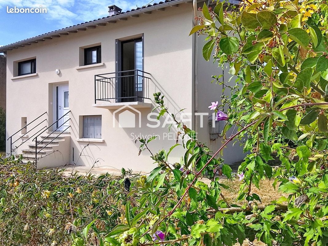 Maison 6 pièces 123 m² · à Albias · 123 m² · 210 000 €