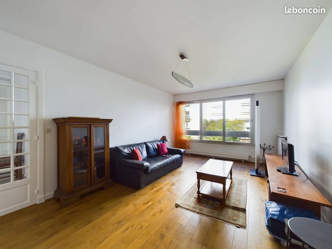 Appartement 2 pièces 56 m² · à Paris · 56 m² · 1 819 €/mois
