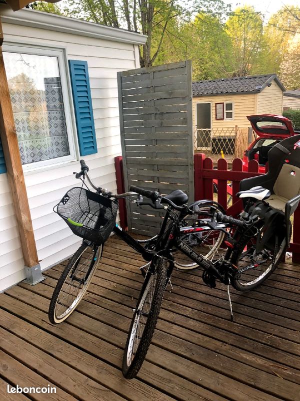 Mobil-home au calme avec beau point de vue dans camping familial avec piscine (image 14)