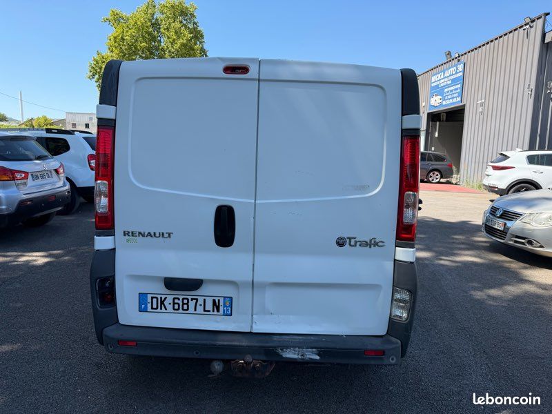 Renault trafic 2.0 dci 115cv extra (image 3)