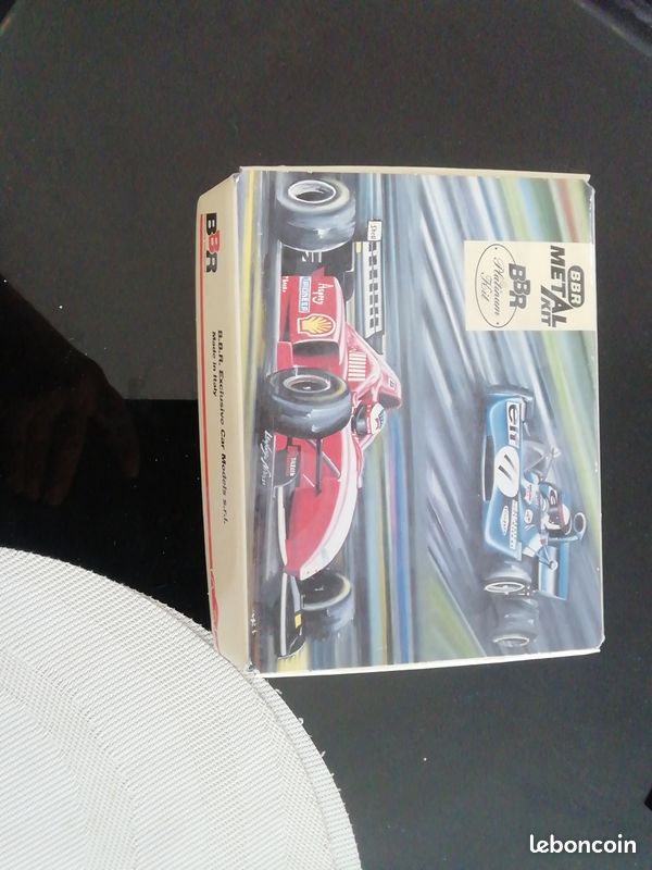 Miniature Ferrari f310 (image 3)