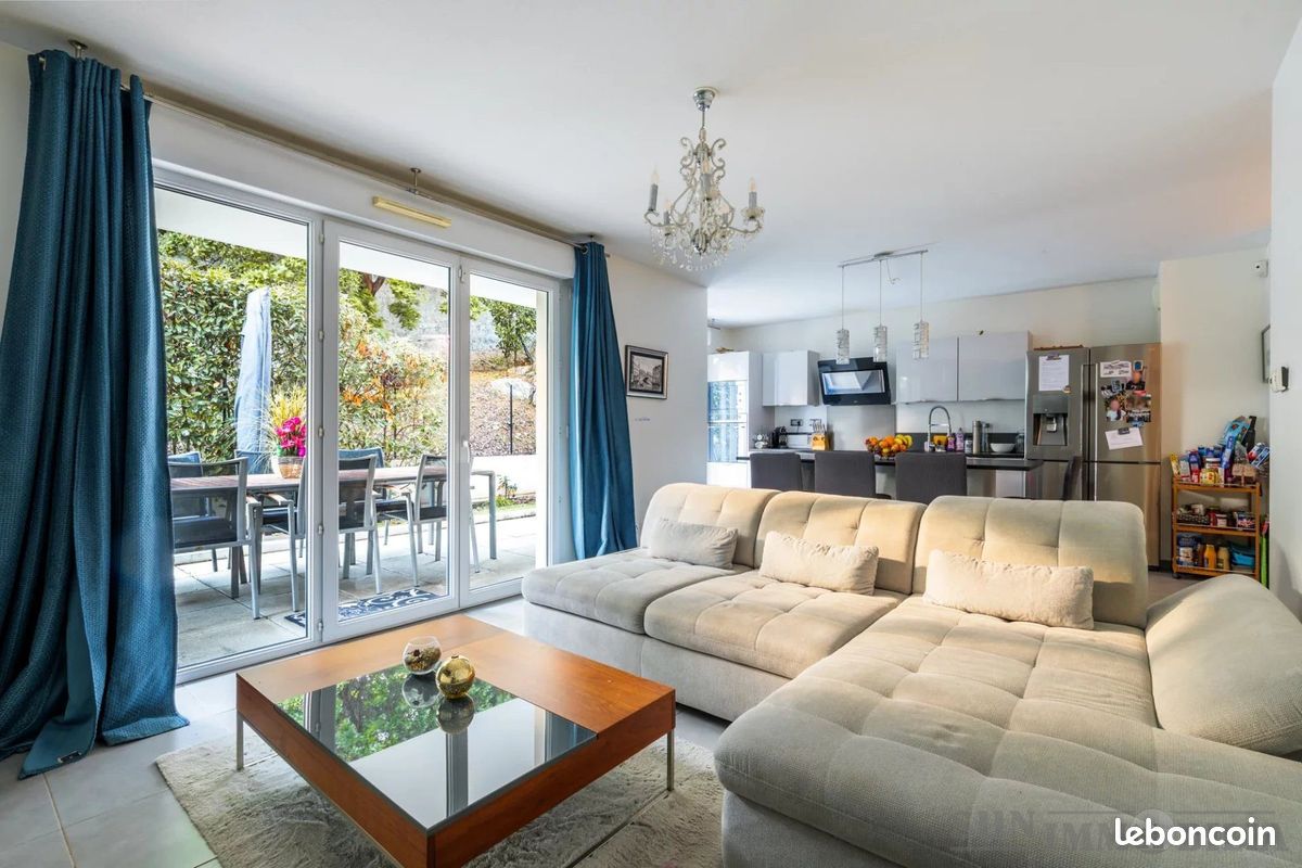 Appartement 3 pièces 68 m² · à Saint-Laurent-du-Var · 68 m² · 390 000 €