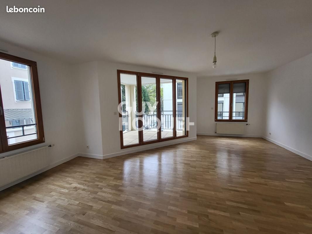 Appartement 2 pièces 56 m² · à Lyon · 56 m² · 1 176 €/mois