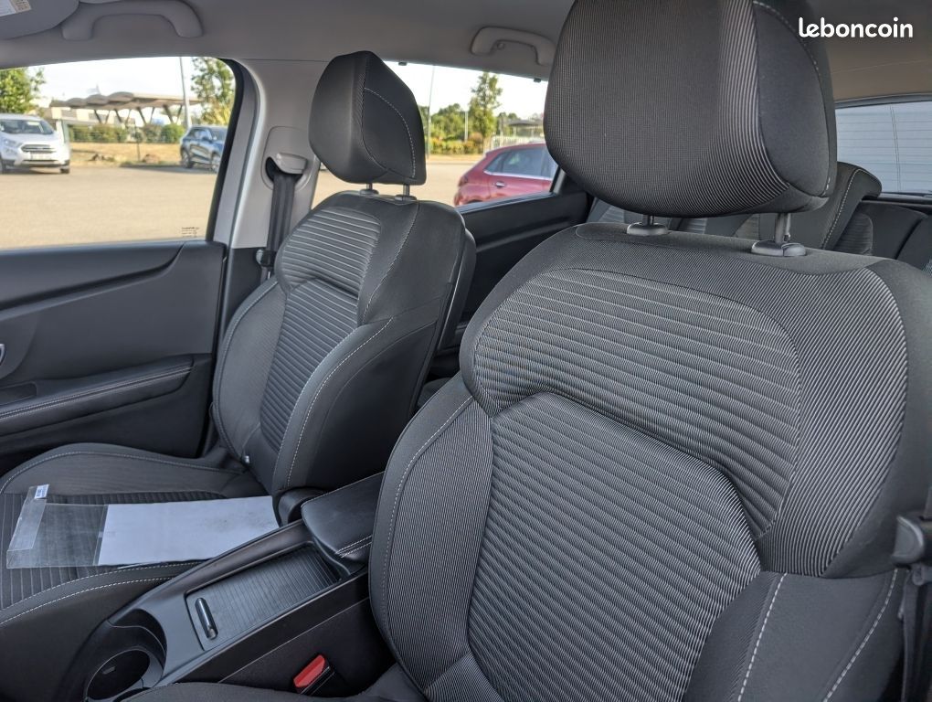 Renault SCENIC IV 1.5 DCI 110CH ENERGY BUSINESS EDC (image 8)