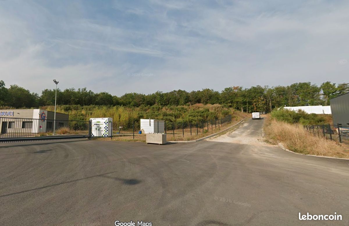 Terrain 7289 m² · à Coursac · 259 000 €