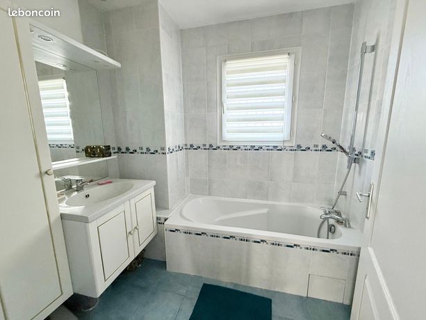 Maison 4 pièce(s) - Piscine - Grand jardin - DPE C à Sillingy (74330) — 3