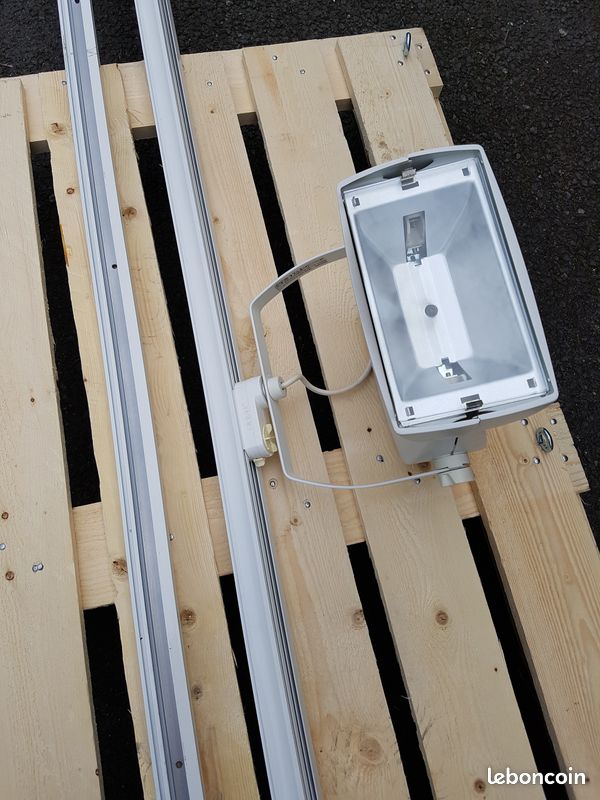 PROJECTEUR INTERIEUR PHILIPS avec RAIL (image 2)