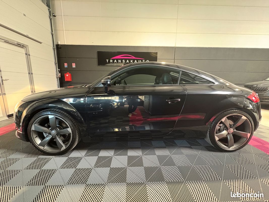 AUDI TT 2.0 TFSI 200ch S-Tronic A / RÉVISION MAI 2026 / DISTRIB AVRIL 2025 / PNEUS AV NEUFS (image 2)