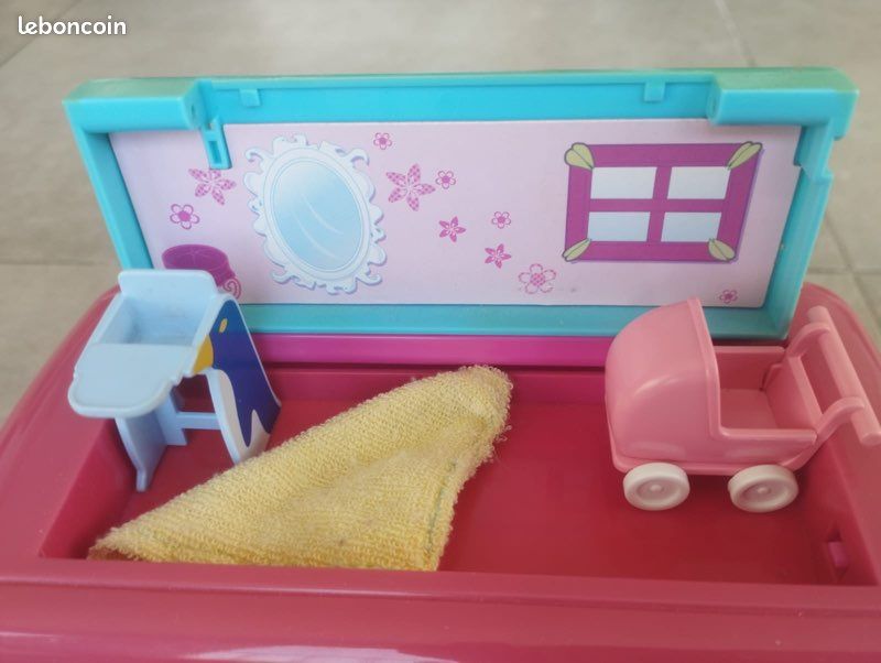 Camping car polly pocket avec accessoires et figurines (image 3)