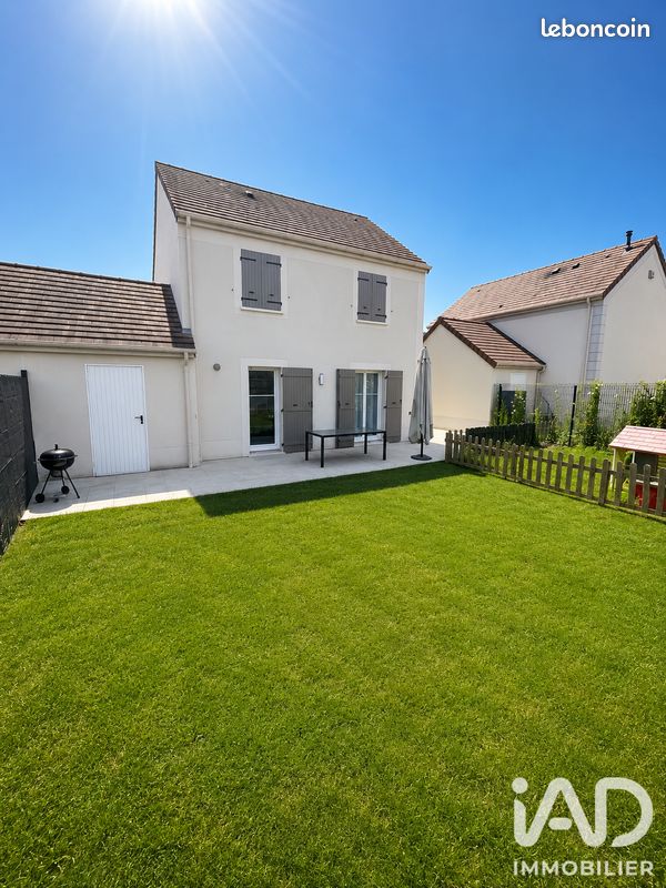 Maison 5 pièces 82 m² · à Rouvres · 82 m² · 295 000 €