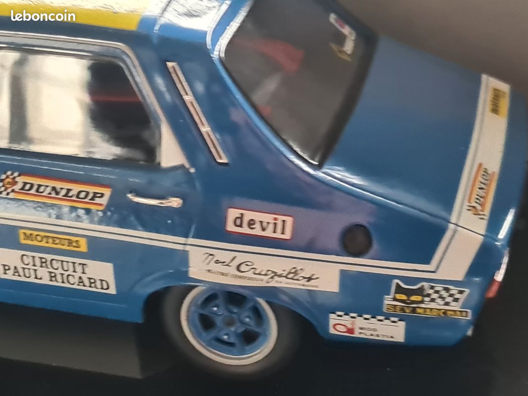 Norev Renault 12 Gordini Bleu France de 1971 Voiture de Collection 1/18