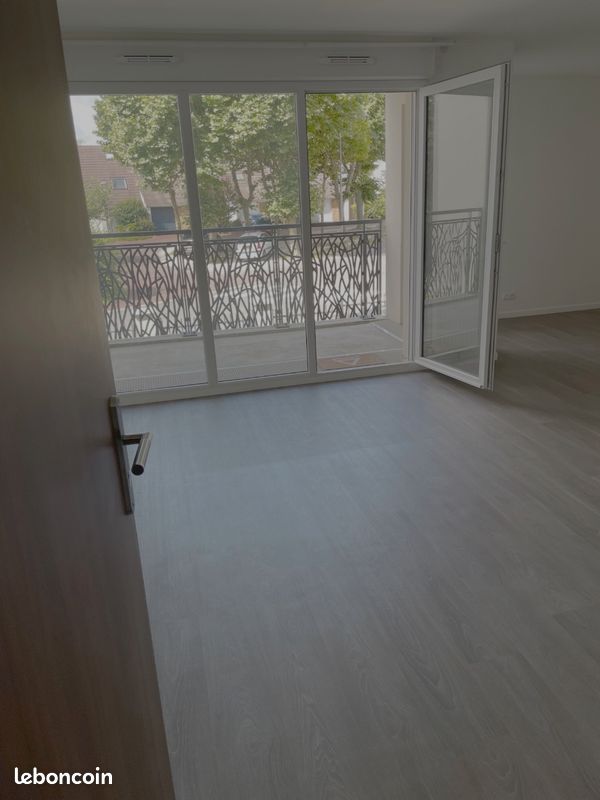 Appartement 1 pièce 34 m² · à Évry-Courcouronnes · 34 m² · 670 €/mois