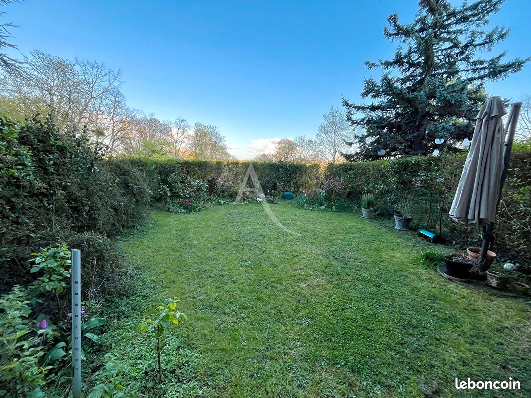 Appartement 3 pièces 91 m² · à Le Mesnil-le-Roi · 91 m² · 525 000 €