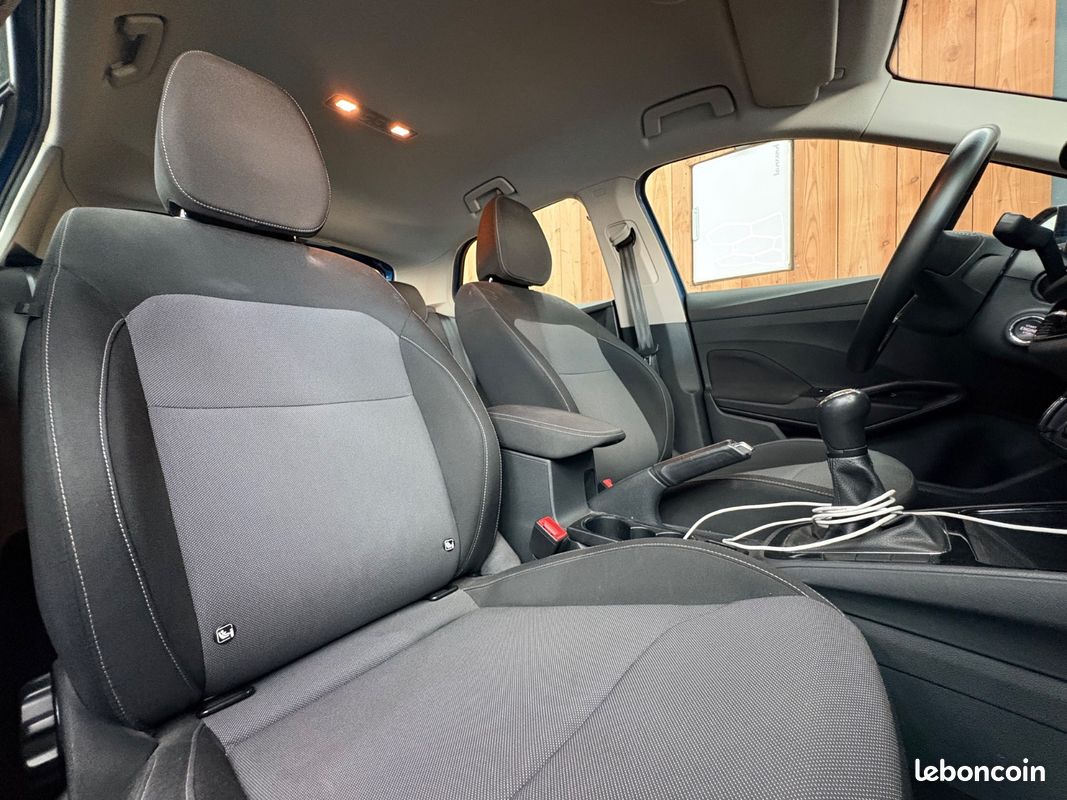 Skoda FABIA 1.0 TSI 95 CH BVM5 Ambition 2EME MAIN + CARPLAY + RADARS AV/AR + GARANTIE 12 MOIS (image 14)