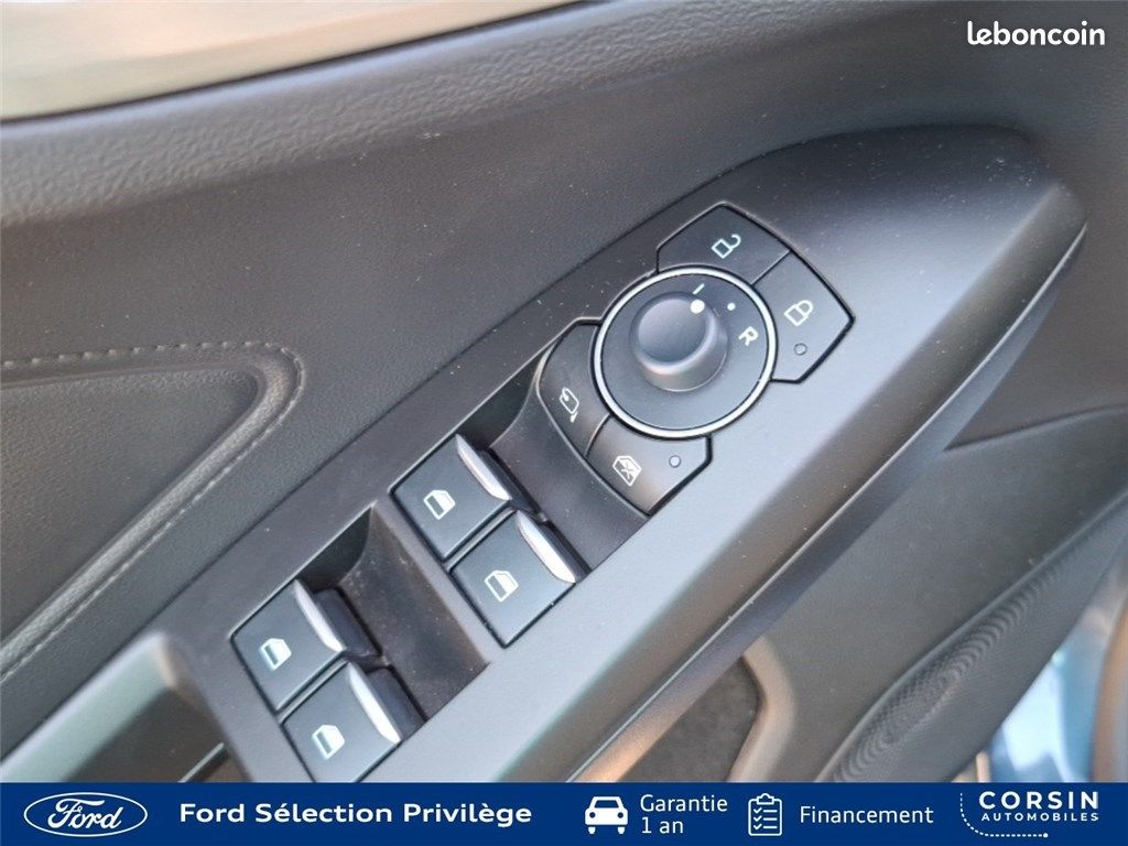 Ford Focus IV 1.0 ECOBOOST 125 S&S MHEV Titanium X Business (image 12)
