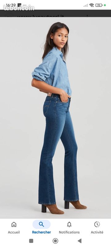 Levi's 584 Bootcut Taille 32 Jambe 34 - Jean Femme Délavé Bleu Moyen - Occasion Très Bon état