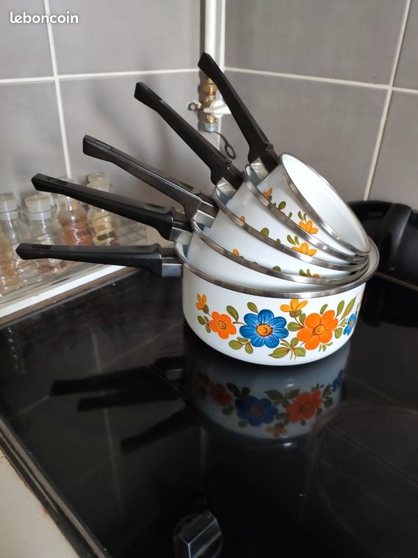 Pots émaillés - Objets vintages