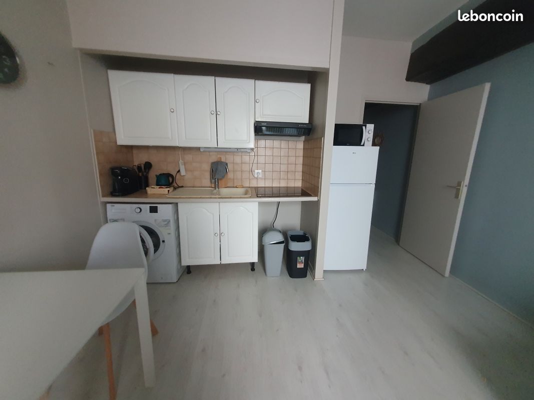 Appartement 1 pièce 28 m² · à Châteauroux · 28 m² · 395 €