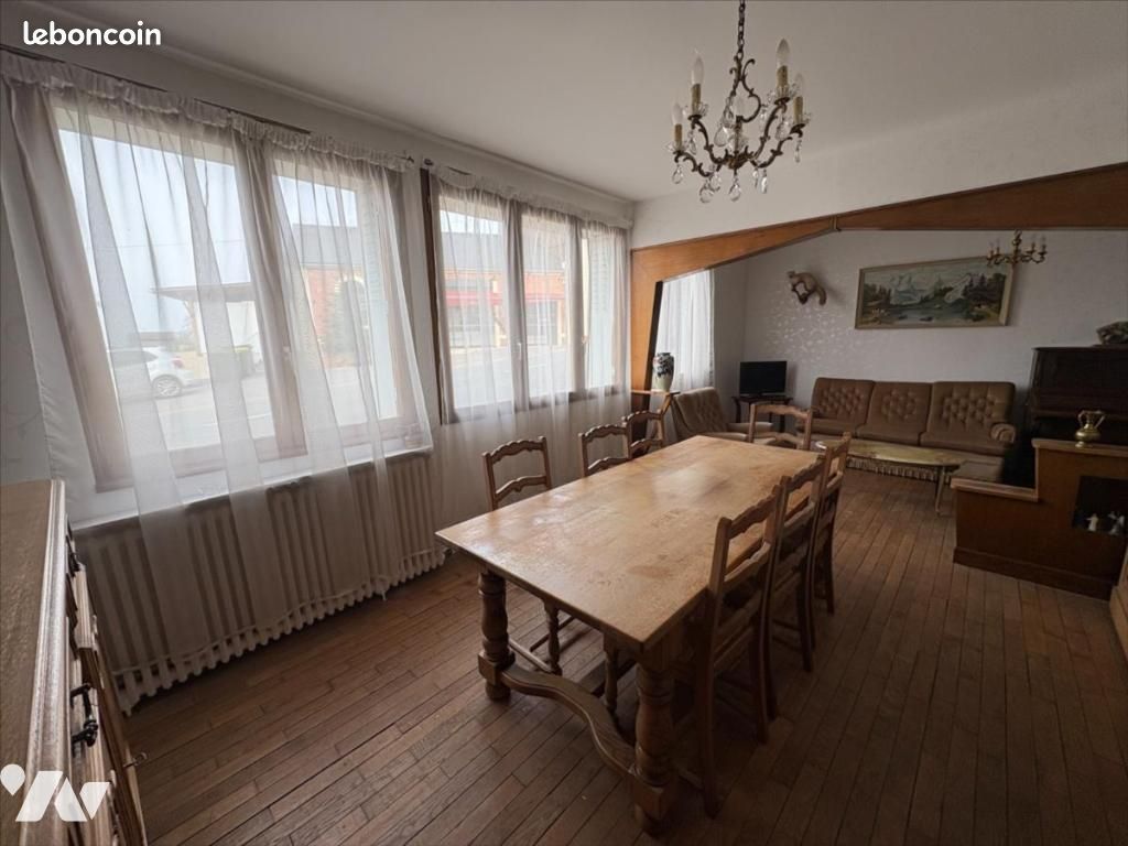 Maison 6 pièces 120 m² · à Brunehamel · 120 m² · 153 700 €