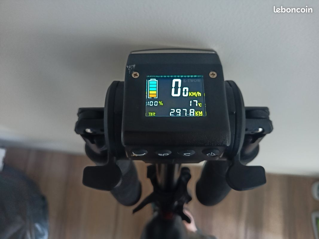 Trottinette E-Twow Booster + S (image 2)