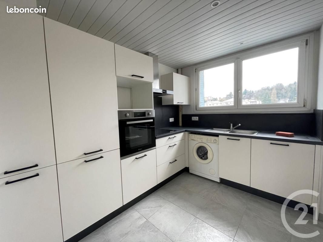 Appartement 5 pièces 84 m² · à Montbéliard · 84 m² · 780 €