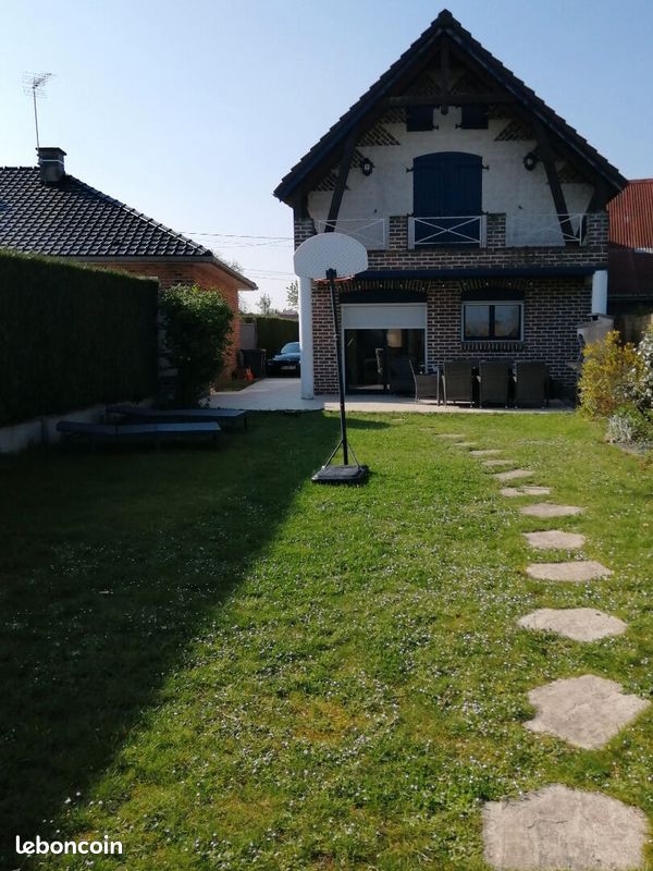 Maison 5 pièces 140 m² · à Blécourt · 140 m² · 905 €