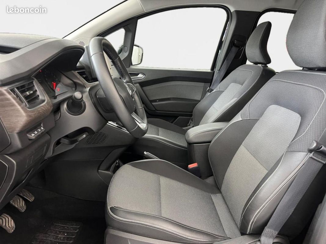 Renault Kangoo 1.3 TCe 130ch Techno (image 14)