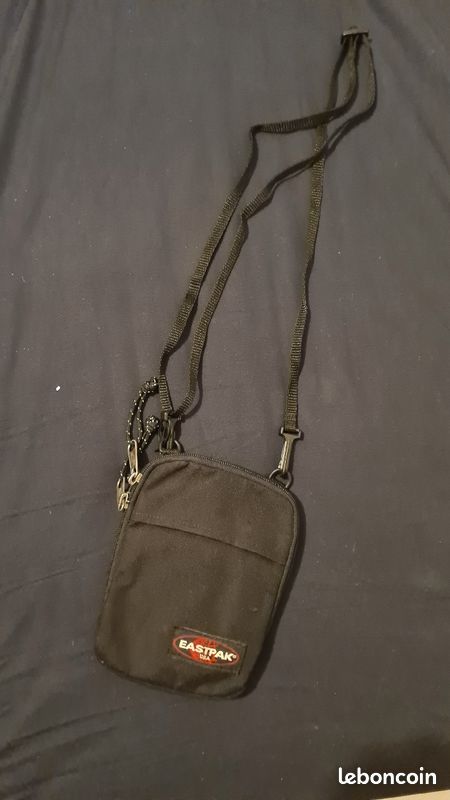 Sacoche Eastpak (image 1)