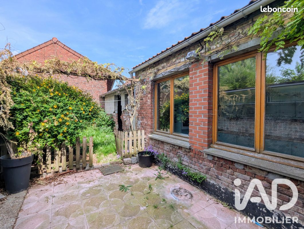 Maison 7 pièces 143 m² · à Verquin · 143 m² · 110 000 €