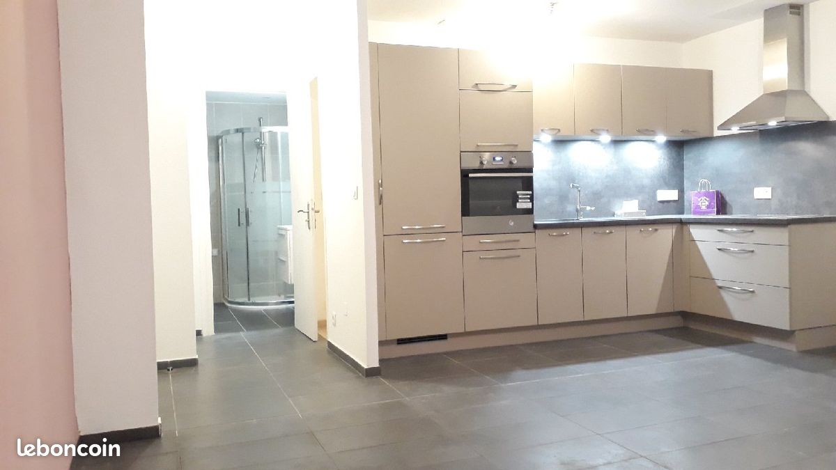 Appartement 3 pièces 53 m² · à Saint-Martin-d'Hères · 53 m² · 775 €/mois