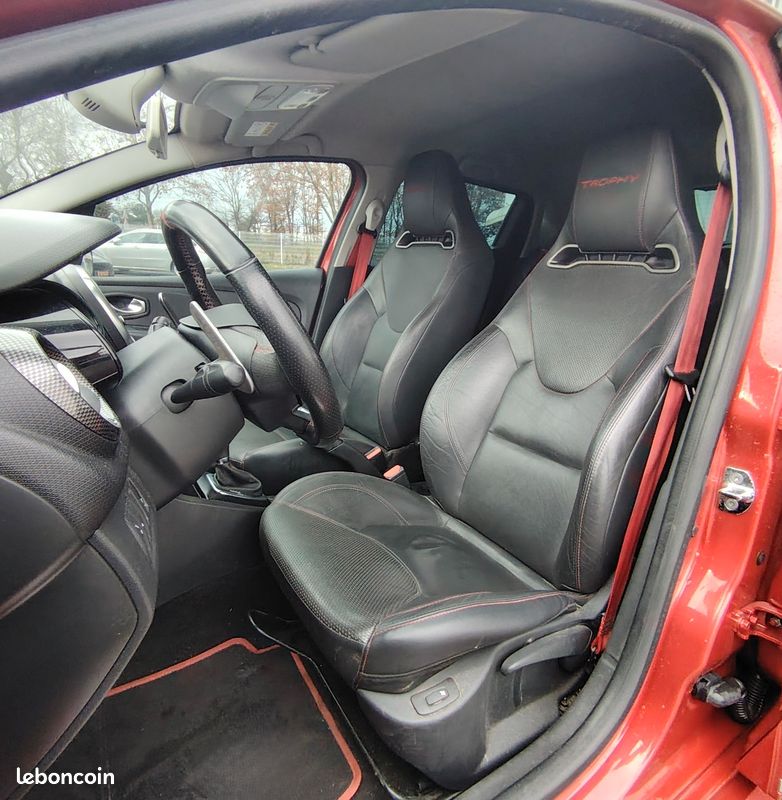 RENAULT CLIO 1.6 TCE 220CH RS TROPHY BVa (image 7)