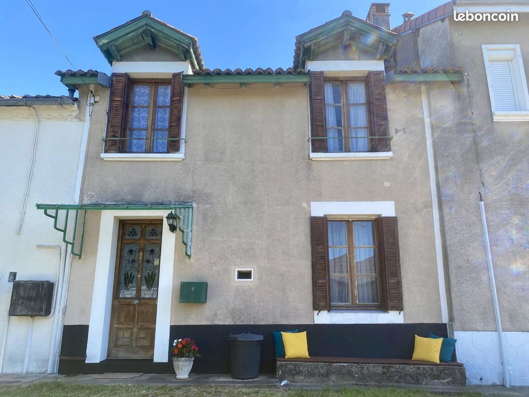 Maison 3 pièces 91 m² · à Val-d'Oire-et-Gartempe · 91 m² · 56 999 €