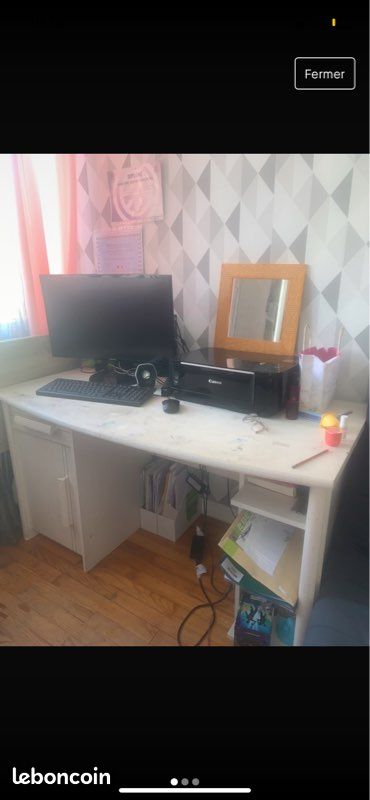 Bureau (image 2)