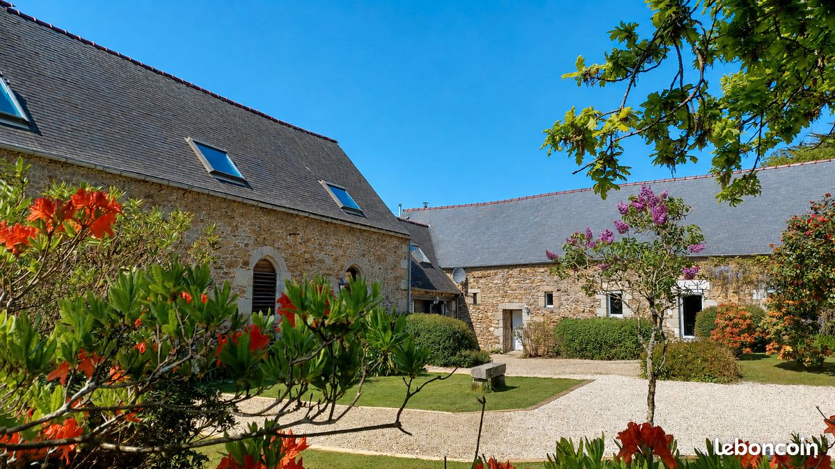Maison 17 pièces 355 m² · à Louannec · 355 m² · 1 105 200 €