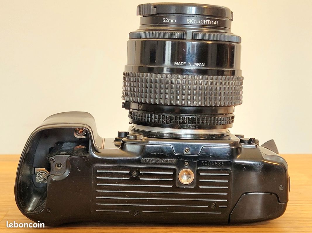 Nikon F100 : Avis et Test du Reflex Argentique 2025