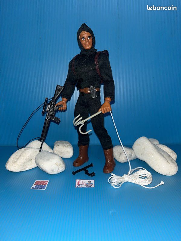 Mallette Big Jim Aventure REF9353 + 4 Big Jim/Action Joe + Accessoires + Tenues