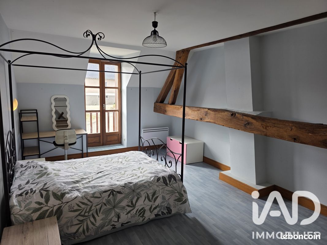 Maison 3 pièces 102 m² · à Villefrancoeur · 102 m² · 700 €/mois