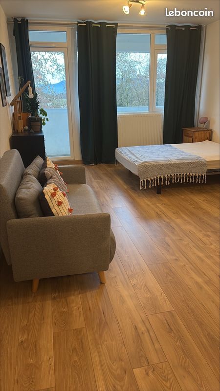 Appartement 1 pièce 31 m² · à Ferney-Voltaire · 31 m² · 950 €