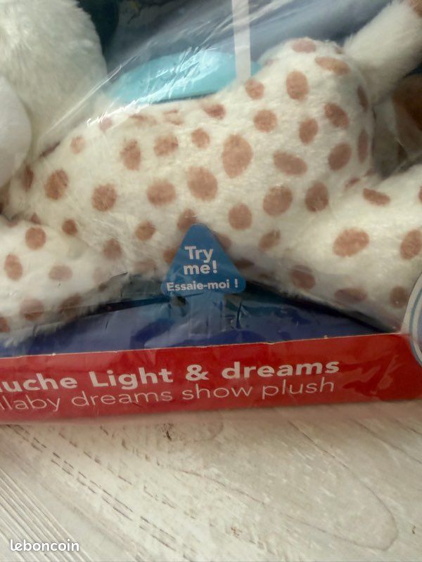 Peluche musicale Sophie le girafe neuve (image 4)