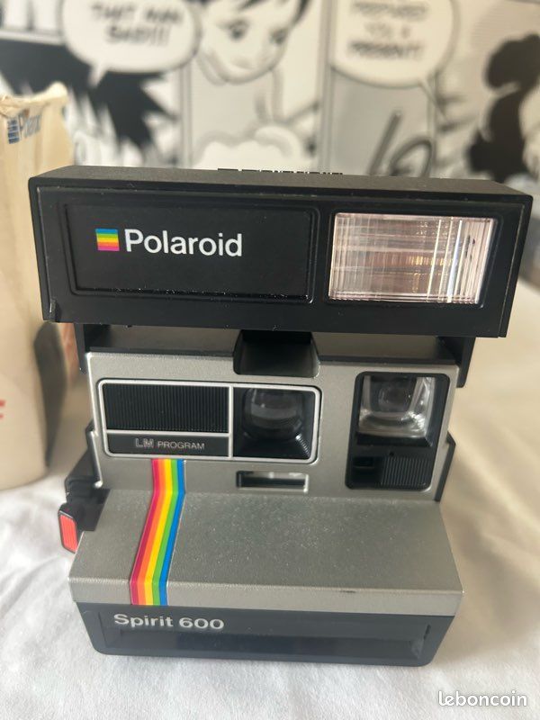 Polaroid: Spirit 600 Price Guide: estimate a camera value