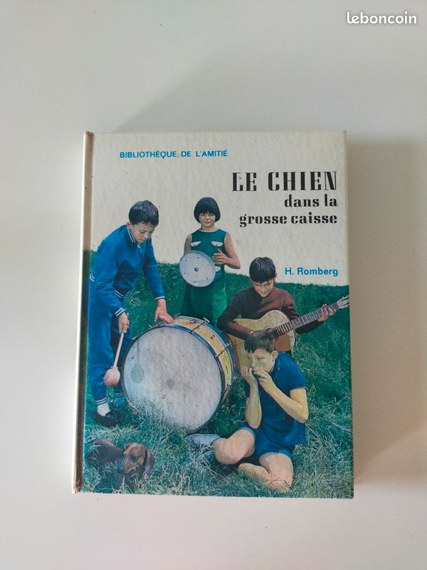 Le chien dans la grosse caisse (image 1)