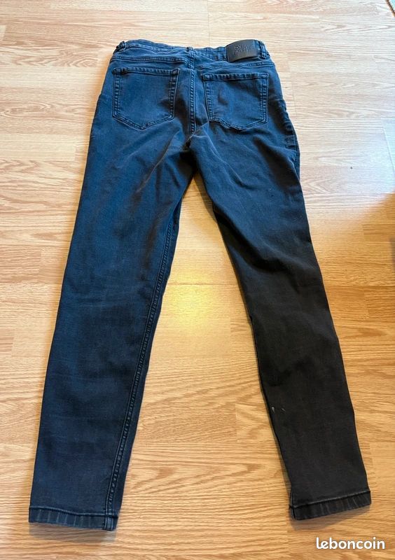 Jean noir Jennyfer – Taille 40 – Très bon état (image 2)