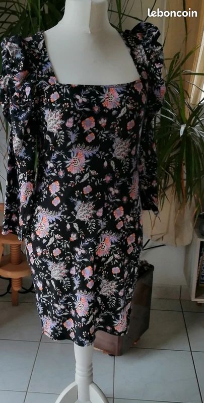 Robe Ted Baker Taille 3 - Couleur Beige - Style évasé - Neuf Sans étiquettes