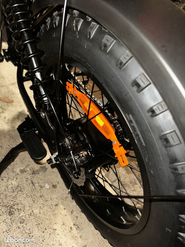 Vélo électrique type Fatbike 750W (image 7)
