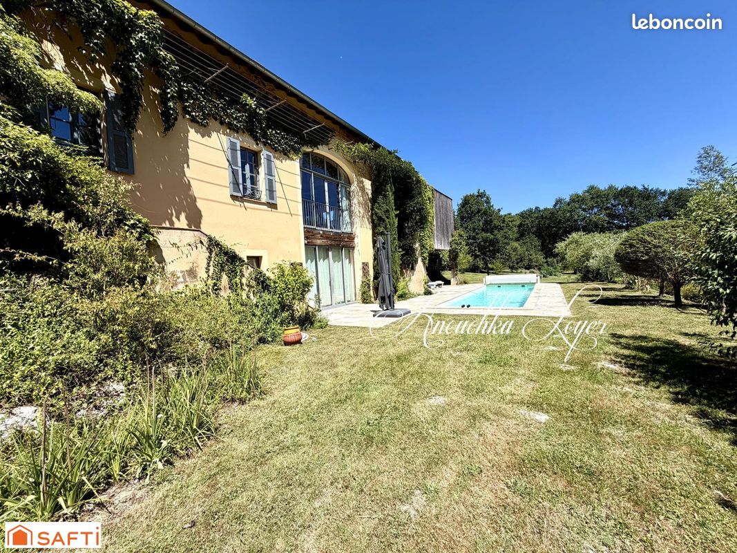Propriété 9 pièces 308 m² (image 15)