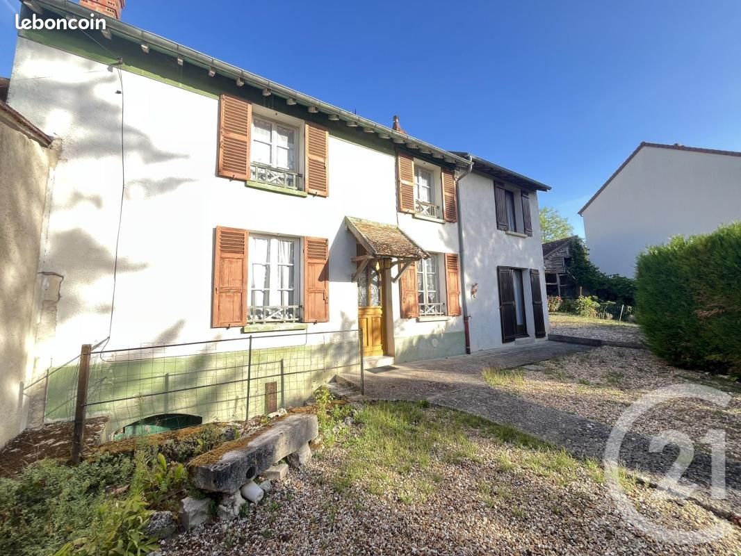Maison 6 pièces 121 m² · à Vert · 121 m² · 283 000 €