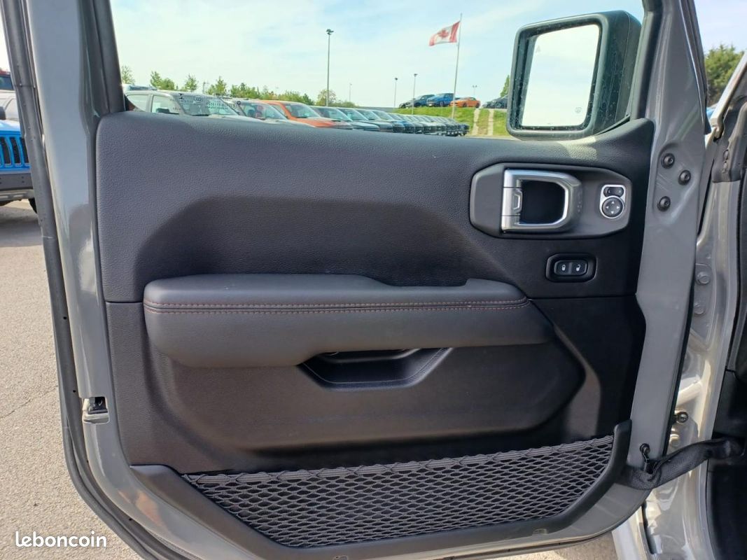 JEEP WRANGLER SRT392 Unlimited Rubicon SRT 392 - PAS DE MALUS (image 10)