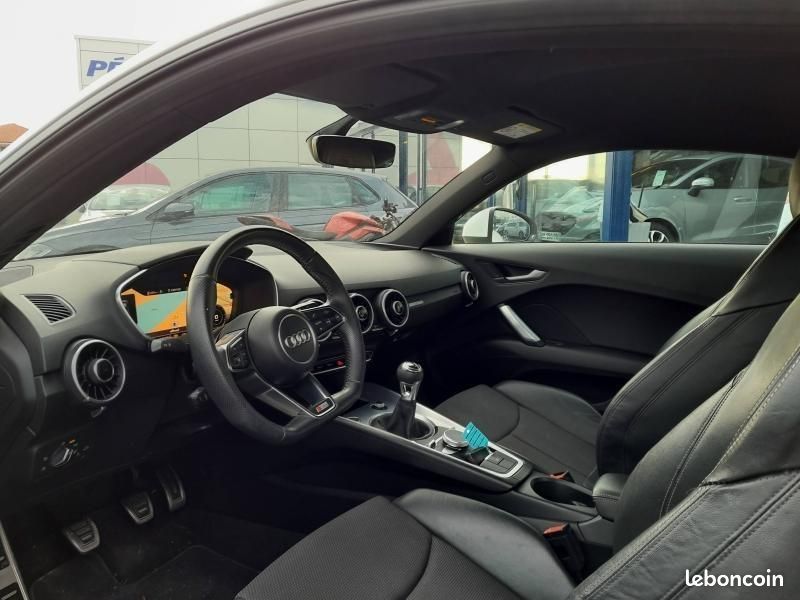 Audi TT 2.0 TDI 184ch ultra S line 10cv (image 9)